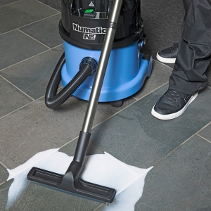 Numatic WBV-370 NX battery pro wet vacuum - 1 battery kit